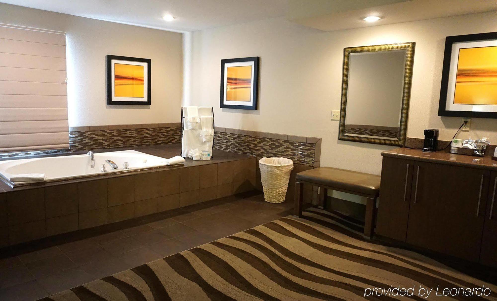 Hampton Inn Oakland-Hayward Buitenkant foto