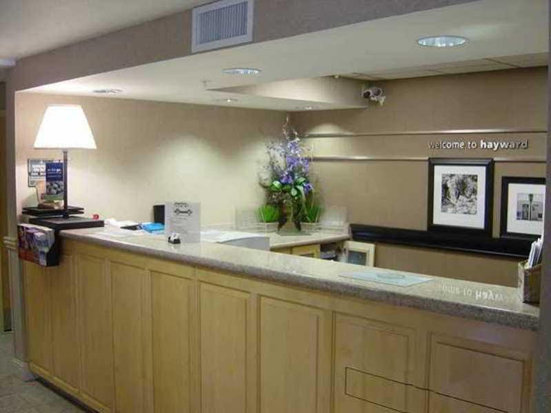 Hampton Inn Oakland-Hayward Buitenkant foto